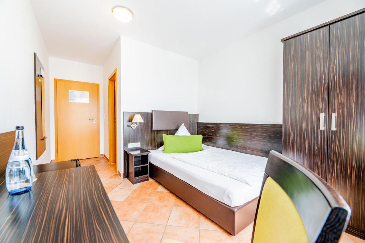 My Airport Hotel Stuttgart-Airport-Messe Лайнфелден-Ехтердинген Екстериор снимка