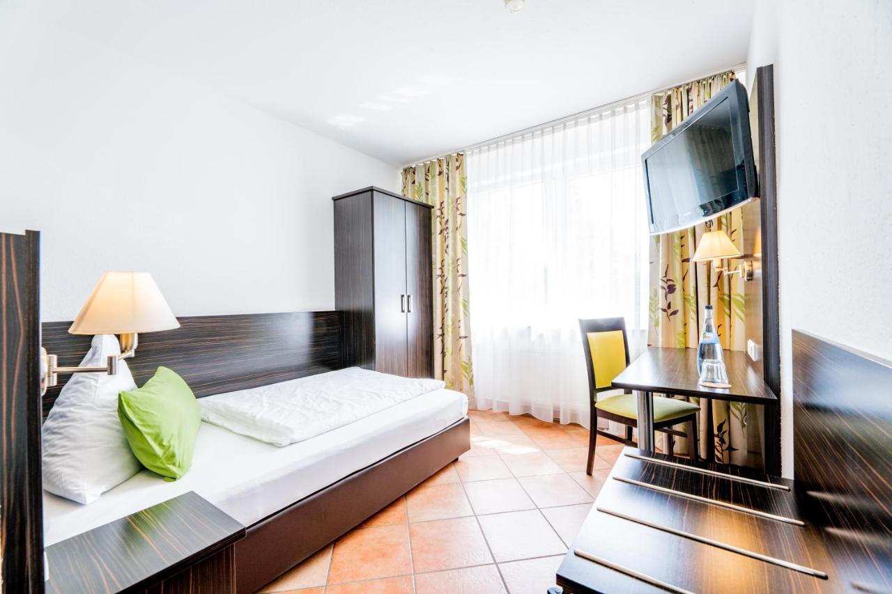 My Airport Hotel Stuttgart-Airport-Messe Лайнфелден-Ехтердинген Екстериор снимка
